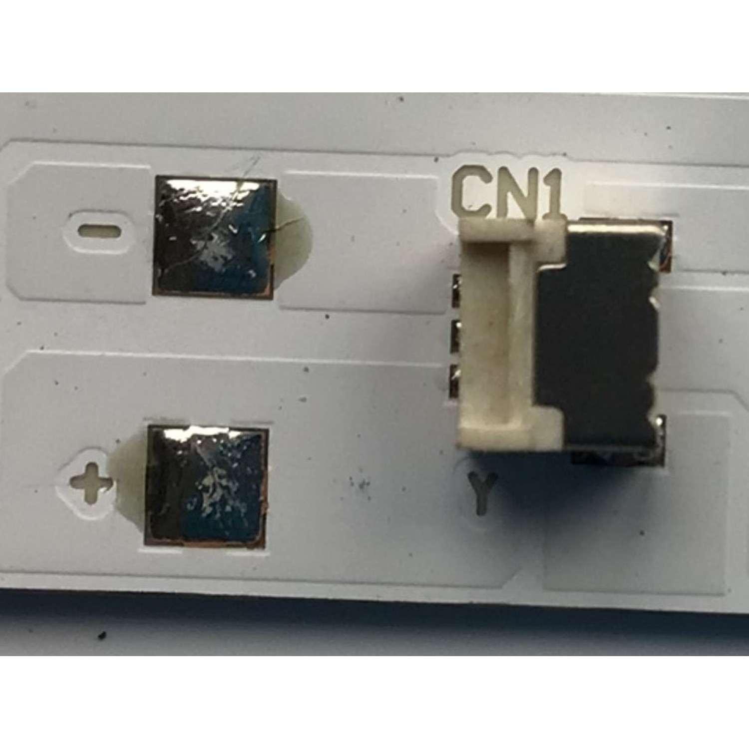 KIT DE LED'S PARA ONN·ROKU TV ((INCOMPLETO SOLO 2 PIEZAS)) / NUM DE PARTE LBM430M0801-FQ-1 / LBM430M0801-FQ-1(HF)(O) / PANEL'S V430DJ1-Q01 / T430QVN03.0 / MODELO 100012584 (43 PULGADAS) / NOTA IMPORTANTE:KIT CONSTA DE 3 PIEZAS EN TOTAL - Imagen 2